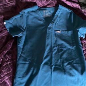 Blue XS FIGS Catarina One Pocket Top NWOT